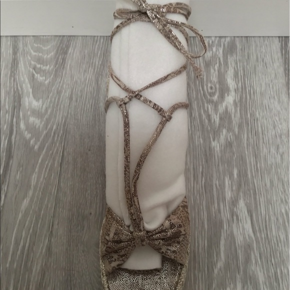 Stuart Weitzman Beige Wedges - Picture 5 of 13